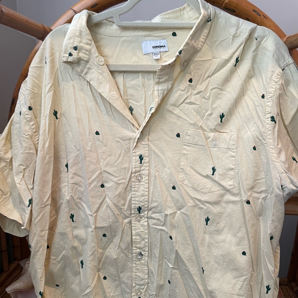 Party shirt with cacti